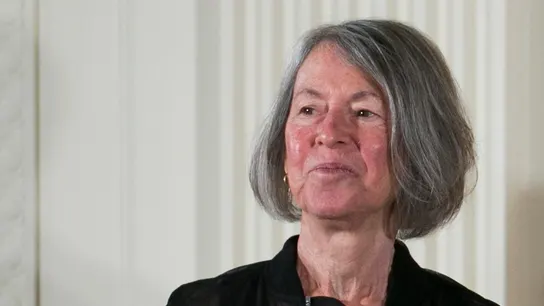 Muere la poeta estadounidense Louise Glück, ganadora del Nobel de Literatura en 2020 Muere la poeta estadounidense Louise Glück, ganadora del Nobel de Literatura en 2020