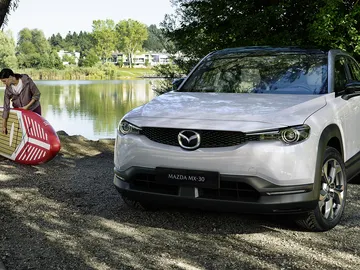 Es eléctrico, japonés y está muy equipado por menos de 24.000 € al contado Es eléctrico, japonés y está muy equipado por menos de 24.000 € al contado