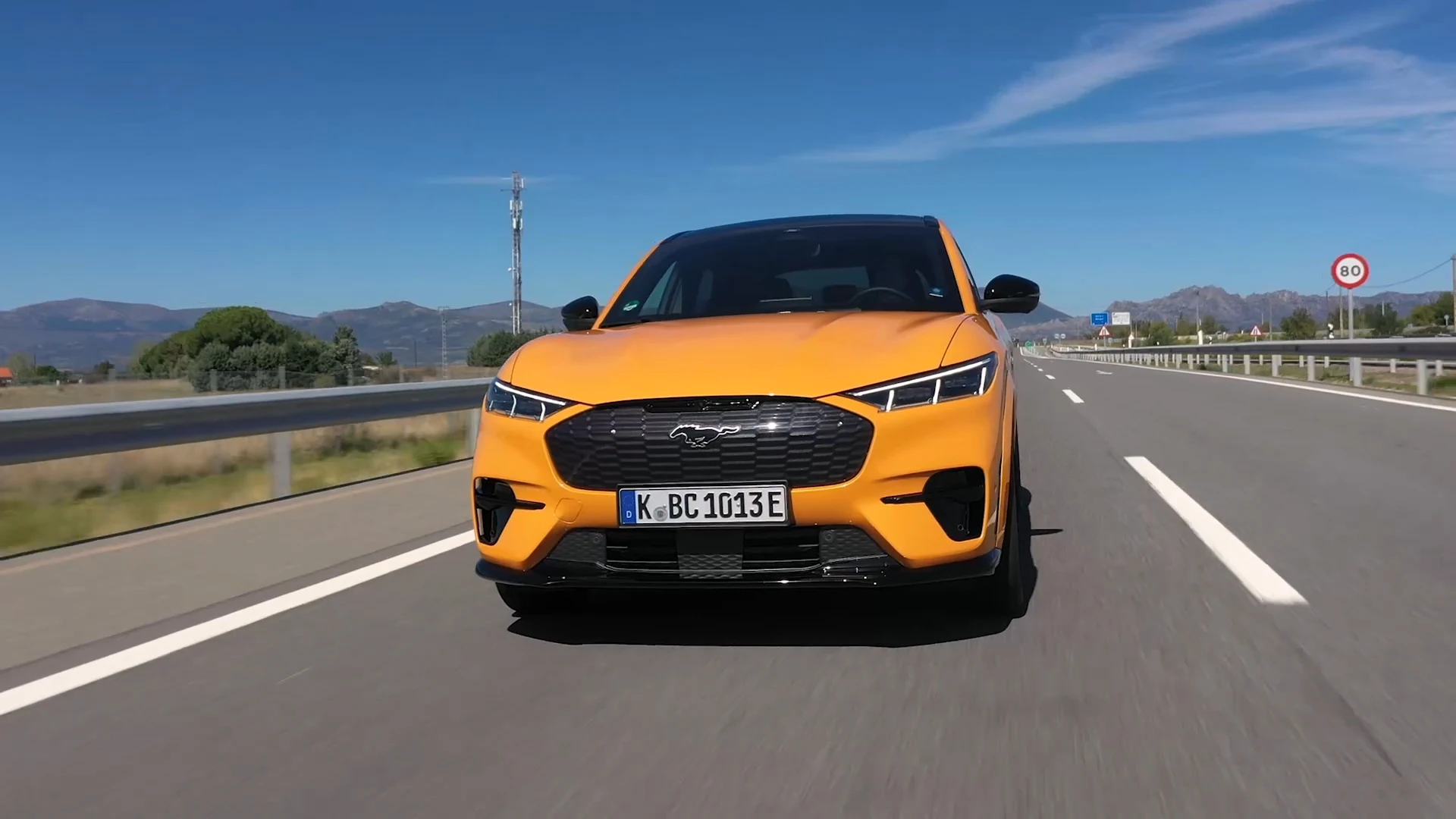 Ford Mustang Match-E: el primer coche homologado para conducir sin manos en Espa&ntilde;a.