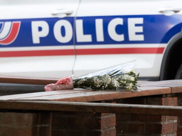 Dozens of students are expelled in France for not respecting the tribute to the teacher murdered in a terrorist attack