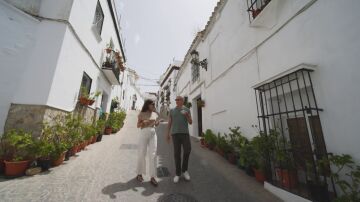 La curiosa razón por la que las casas de Andalucía están pintadas de blanco con cal: no, no es por turismo... es por salud