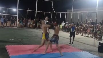 Combate de boxeo en Brasil