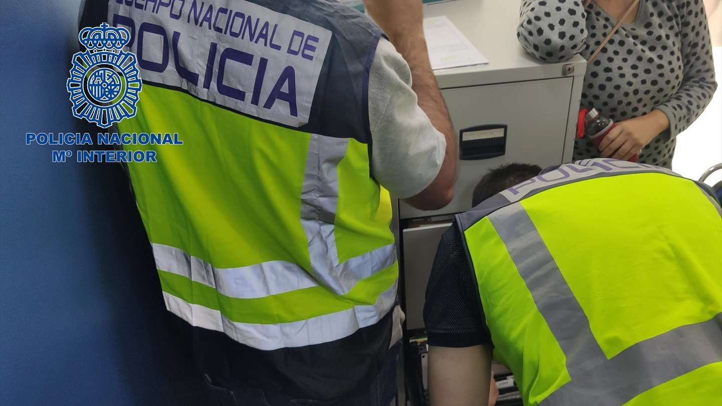 Imagen del registro efectuado por la Policía Nacional. Imagen del registro efectuado por la Policía Nacional.