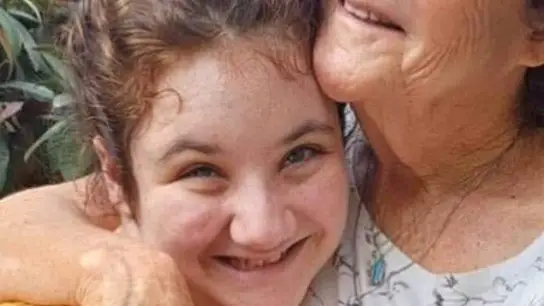 Israel encuentra los cadáveres de una niña y su abuela, que figuraban en la lista rehenes de Hamás Israel encuentra los cadáveres de una niña y su abuela, que figuraban en la lista rehenes de Hamás