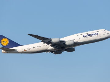 avión de Lufthansa