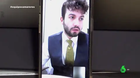 Un joven camarero desvela cómo es su vida de hostelero en Irlanda: "En España cobraba 2,5 euros la hora y ahora son 2.200 al mes" El testimonio Un joven camarero desvela cómo es su vida de hostelero en Irlanda: "En España cobraba 2,5 euros la hora y ahora son 2.200 al mes"un camarero que trabaja en hostelería en Irlanda: "La diferencia respecto a España es bastante grande"
