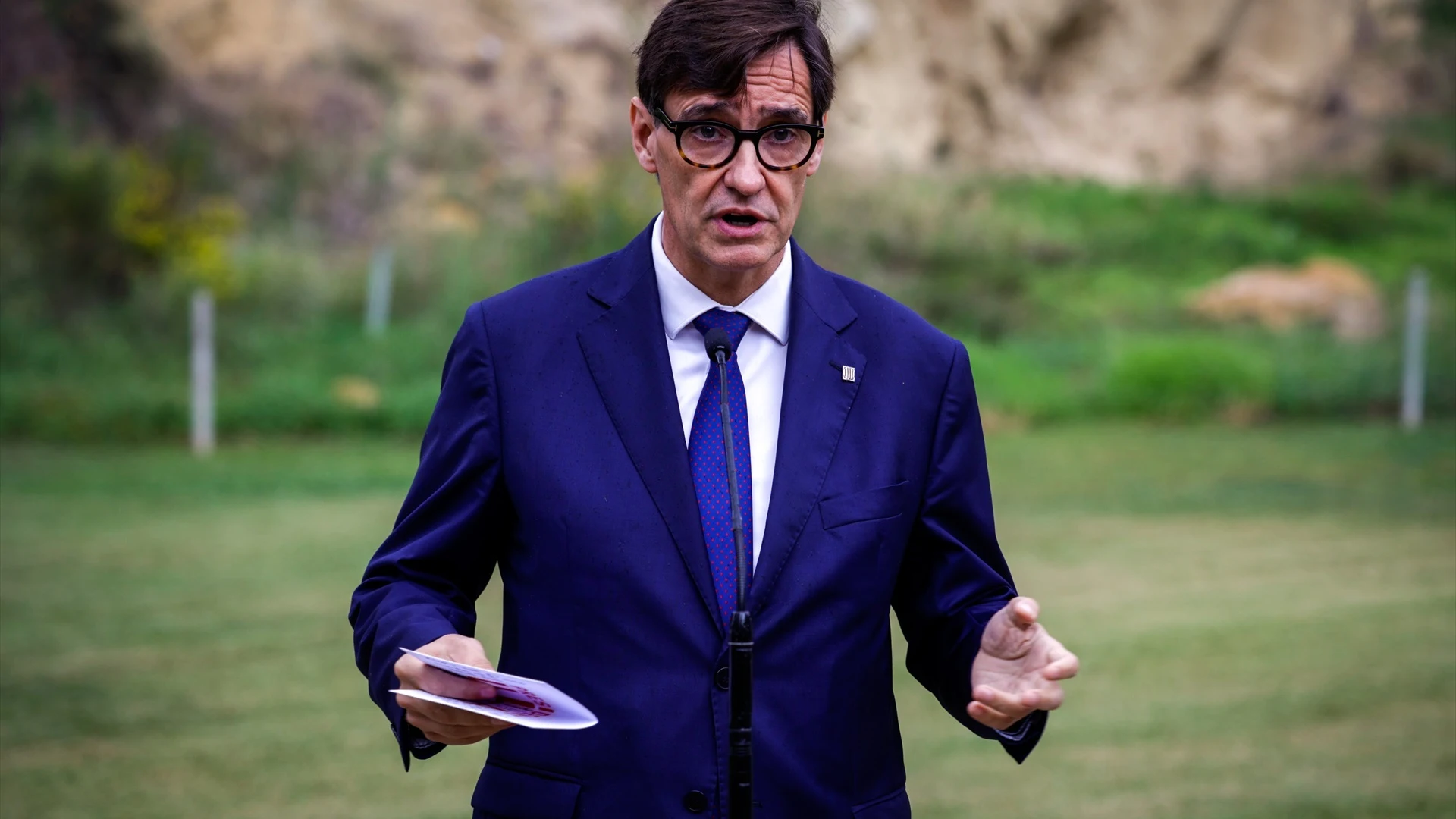 Salvador Illa reclama "política con mayúsculas" para la investidura en lugar de personalismos