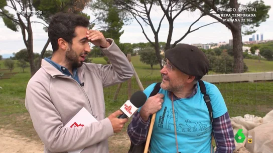 Un pastor confiesa a Isma Juárez lo que ha hecho una oveja en el centro de Madrid Isma Juárez asiste a la Fiesta de la Trashumancia, el día en que muchos pastores del norte cruzan con sus rebaños las calles de Madrid de camino al sur. En este vídeo, el reportero conversa con varios pastores e incluso se 'enfrenta' a un rebaño.