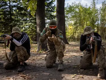 Entrenamiento de voluntarios que aspiran a unirse a las Fuerzas Armadas de Ucrania.