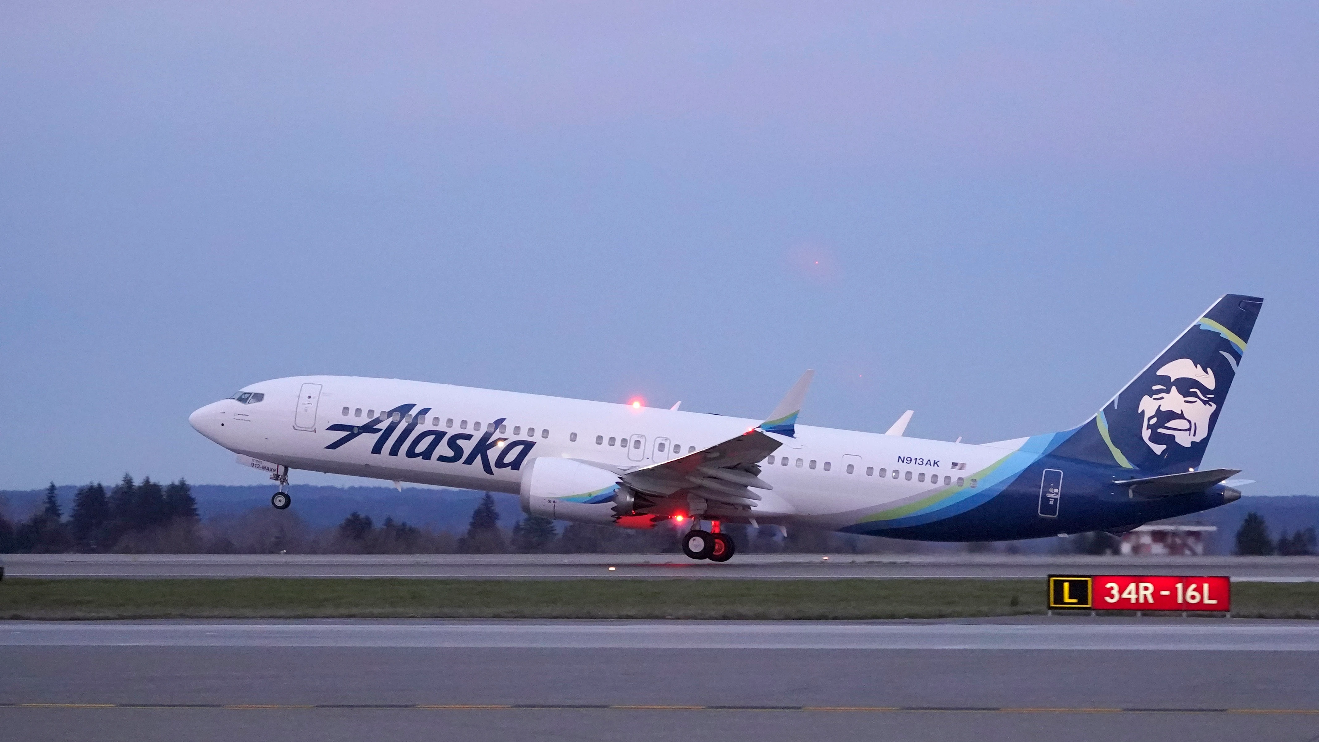 Un avión de Alaska Airlines