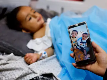 Wateen y Ahmad, los bebés gemelos de Gaza que perdieron a su madre en un ataque israelí 
