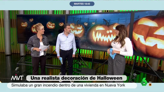Iñaki López desvela cuál sería su disfraz de Halloween para Más Vale Tarde Iñaki López y Cristina Pardo comentan en este vídeo la realista decoración para Halloween de una casa de Nueva York que ha provocado que los vecinos llamen a los bomberos y desvelan si se disfrazarán el próximo 31 de octubre en Más Vale Tarde.