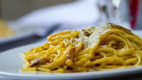 Plato de espaguetis Plato de espaguetis