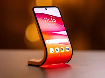 Motorola quiere revolucionar el mundo de los plegables con su pantalla flexible adaptativa Motorola quiere revolucionar el mundo de los plegables con su pantalla flexible adaptativa