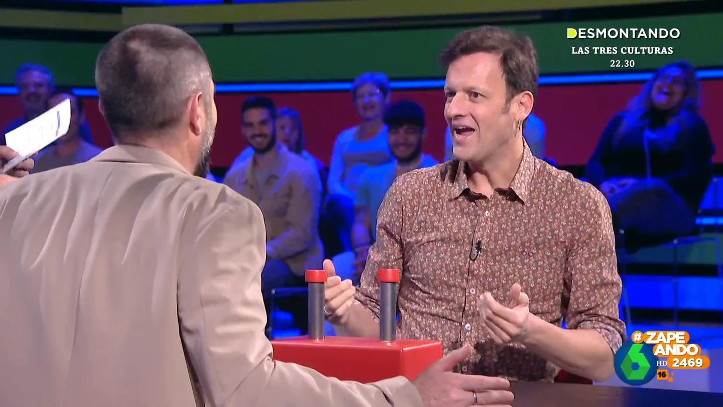 El hilarante reto de los calambrazos de Dani Mateo y Edu Soto en Zapeando: "¿Me das o no me das?" El hilarante reto de los calambrazos de Dani Mateo y Edu Soto en Zapeando: "¿Me das o no me das?"