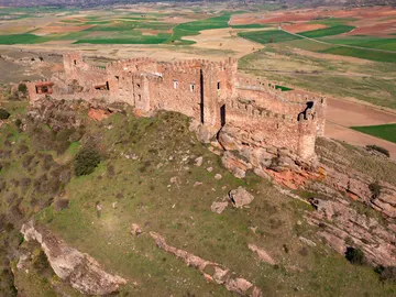 Castillo de Riba de Santiuste, en Guadalajara Castillo de Riba de Santiuste, en Guadalajara