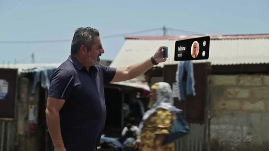 "Hacen dinero con lo que se supone que es caridad": así descubrió una periodista el indecente negocio del tráfico de ropa usada "Hacen dinero con lo que se supone que es caridad": así descubrió una periodista el indecente negocio del tráfico de ropa usada