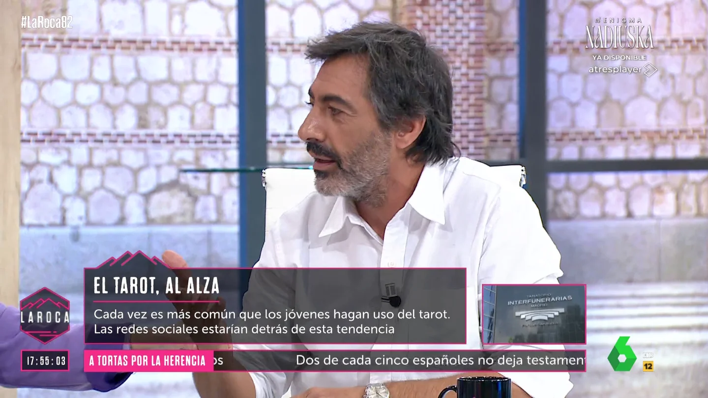 La durísima crítica de Juan del Val al tarot: "La gente que lee el futuro son delincuentes" La durísima crítica de Juan del Val al tarot: "La gente que lee el futuro son delincuentes"