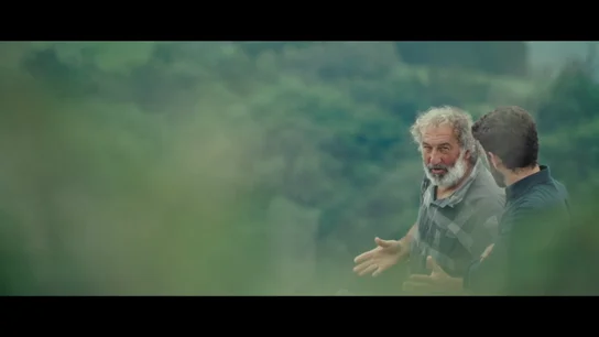 Un guarda forestal habla del "agrofascismo" y la "violencia" que ha sufrido por defender al lobo: "Estuve cerca de que me cayera algún tiro" Un guarda forestal habla del "agrofascismo" y la "violencia" que ha sufrido por defender al lobo: "Estuve cerca de que me cayera algún tiro"
