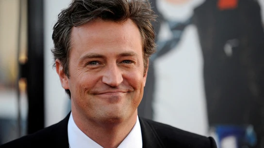 Matthew Perry, actor que dio vida al personaje de Chandler en Friends Matthew Perry, actor que dio vida al personaje de Chandler en Friends