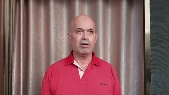 Kayed Hammad narra la invasión israelí desde Gaza: "Hoy va a ser diferente, intentan entrar por muchos puntos" Kayed Hammad narra la invasión israelí desde Gaza: "Hoy va a ser diferente, intentan entrar por muchos puntos"