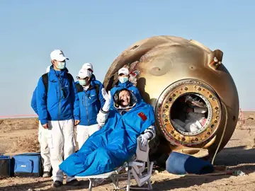 La misión china Shenzhou-16 regresa a salvo a la Tierra con tres astronautas chinos procedentes de la estación espacial Tiangong La misión china Shenzhou-16 regresa a salvo a la Tierra con tres astronautas chinos procedentes de la estación espacial Tiangong