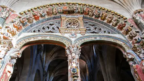 Pórtico policromado de la Catedral de San Martín, Ourense Pórtico policromado de la Catedral de San Martín, Ourense