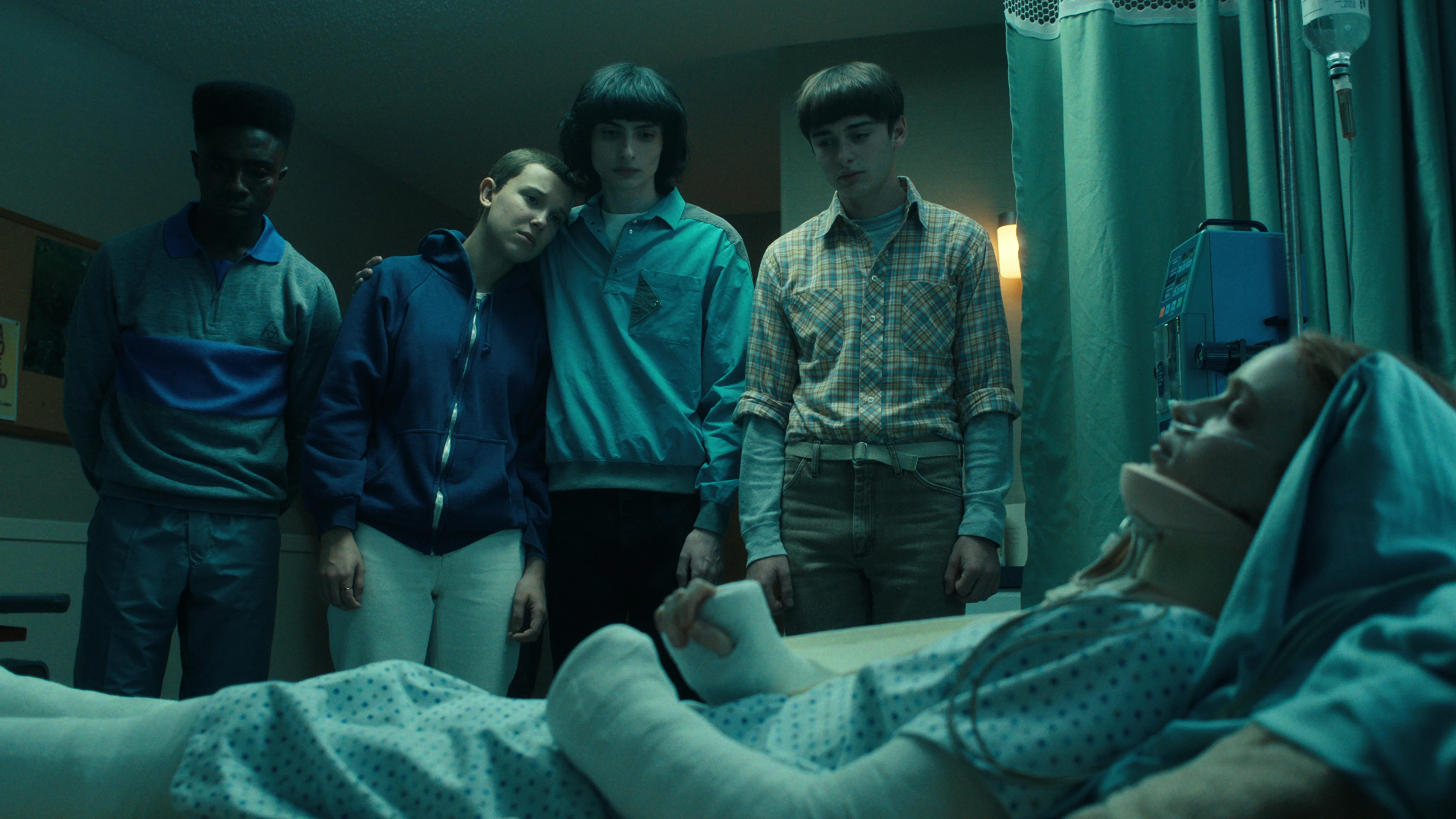 Parte del joven reparto de 'Stranger Things' en una escena de la cuarta temporada.