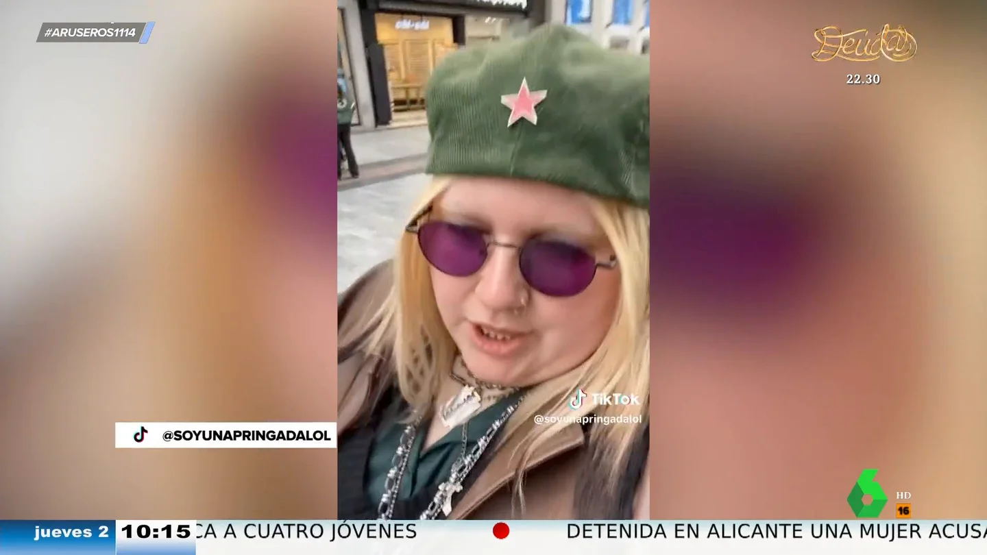 El viral de 'Soy una Pringada' cuando la Policía le para en la jura de la Constitución de Leonor: "La vascofobia es real" El viral de 'Soy una Pringada' cuando la Policía le para en la jura de la Constitución de Leonor: "La vascofobia es real"