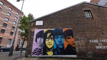  Mural de The Beatles en Liverpool.