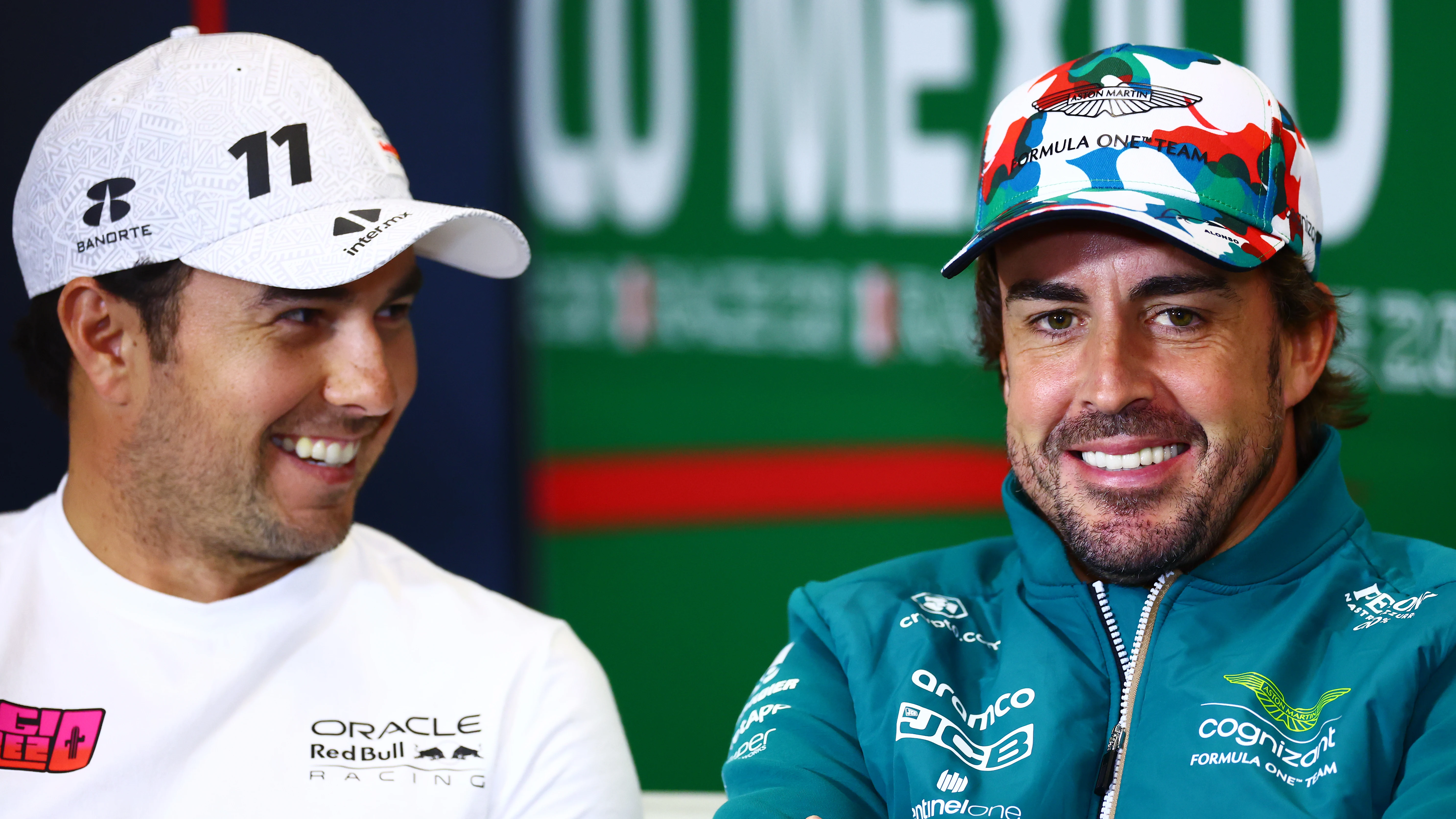 Checo Pérez y Fernando Alonso