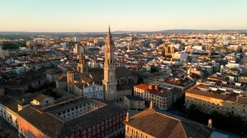 Zaragoza, en Aragón Zaragoza, en Aragón