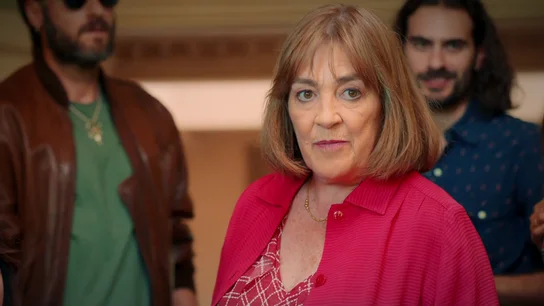 Pepa Carranza dedica una última palabra a los De la Vega: "Cabronazos" Pepa Carranza dedica una última palabra a los De la Vega: "Cabronazos"