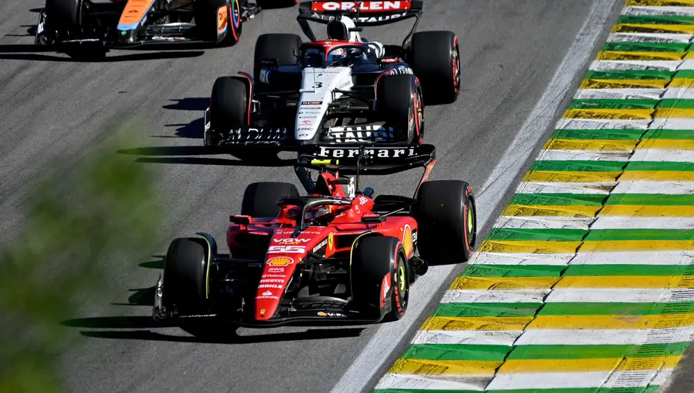 Problemas de sobrecalentamiento de motor han lastrado a Carlos Sainz