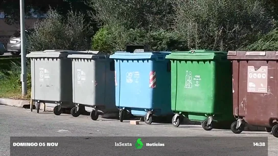 Detenidas una madre y otras dos personas en Mallorca por tirar a la basura a una bebé muerta Detenidas una madre y otras dos personas en Mallorca por tirar a la basura a una bebé muerta