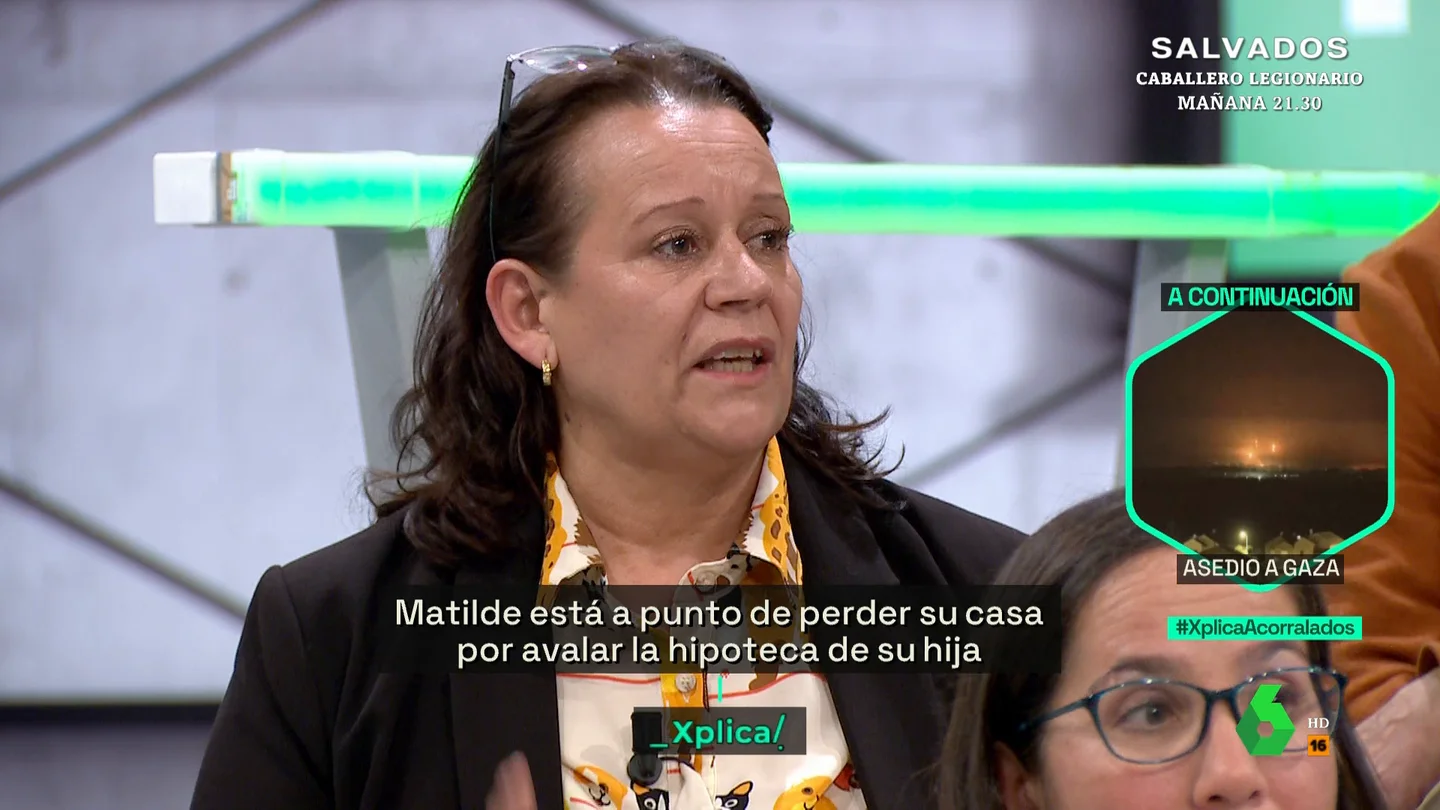 El desgarrador testimonio de una mujer desahuciada por avalar la hipoteca de su hija: "Me han jubilado por depresión, estuve a punto de hacer una locura" El desgarrador testimonio de una mujer desahuciada por avalar la hipoteca de su hija: "Me han jubilado por depresión, estuve a punto de hacer una locura"
