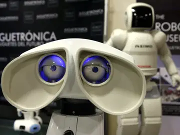 China planea impulsar la producción en masa de robots humanos para 2025 China planea impulsar la producción en masa de robots humanos para 2025
