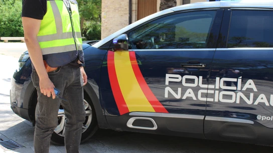 Una mujer de 94 años, liberada por la Policía tras 40 meses encerrada por su hijo "sin salir ni para ir al baño" Una mujer de 94 años, liberada por la Policía tras 40 meses encerrada por su hijo "sin salir ni para ir al baño"