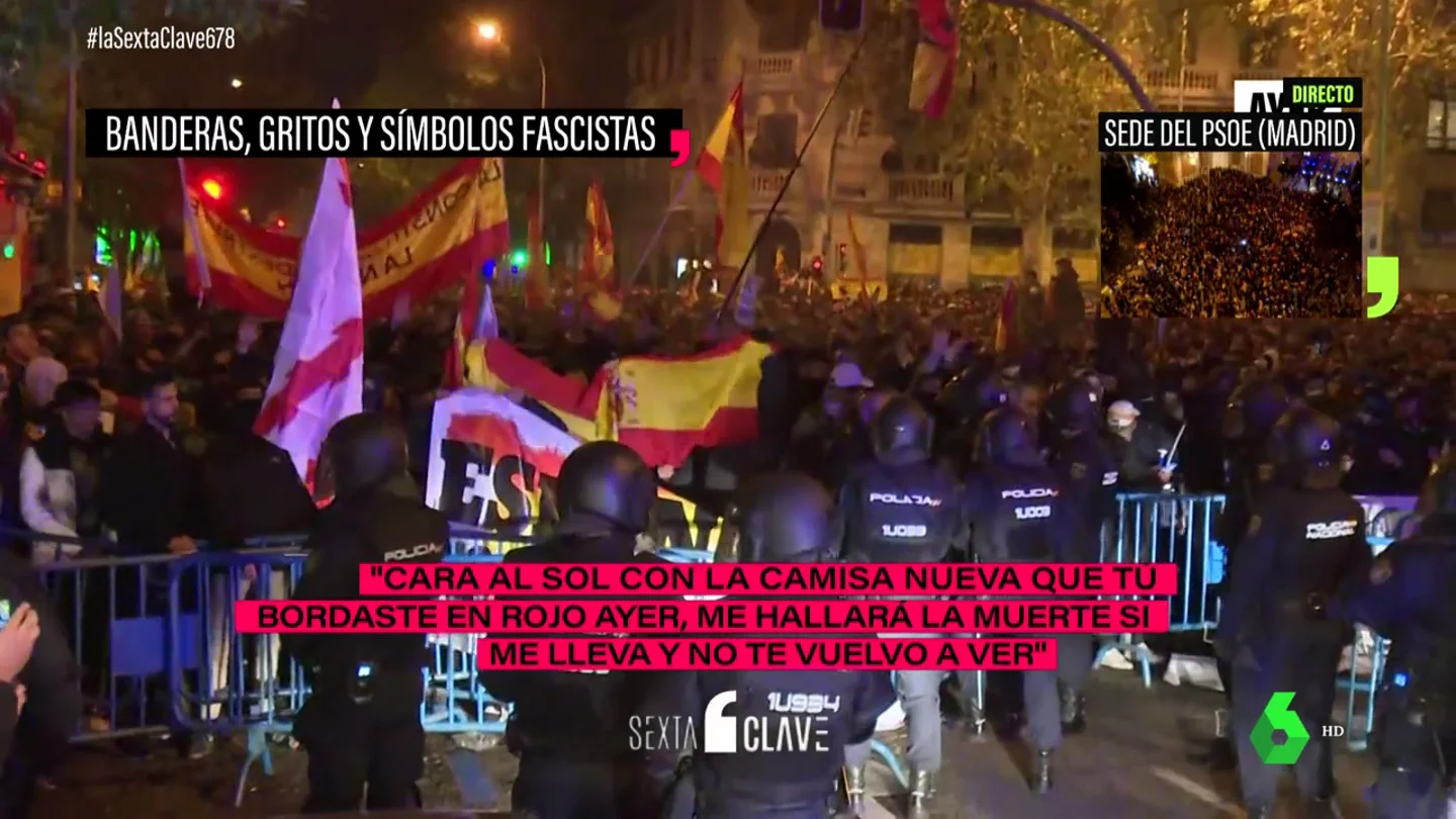 Las banderas y símbolos fascistas vistos en Ferraz y que (todavía) son legales en España Las banderas y símbolos fascistas vistos en Ferraz y que (todavía) son legales en España