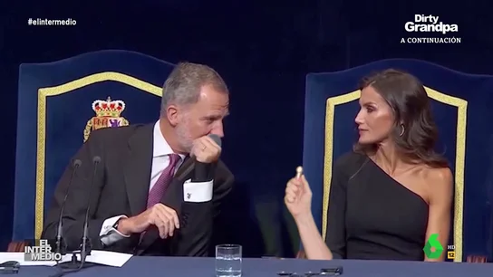 Vídeo manipulado - El rey Felipe canta a la reina Letizia en pleno acto 'Bachata rosa': "¡Ay, mi amor!" Vídeo manipulado - El rey Felipe canta a la reina Letizia en pleno acto 'Bachata rosa': "¡Ay, mi amor!"