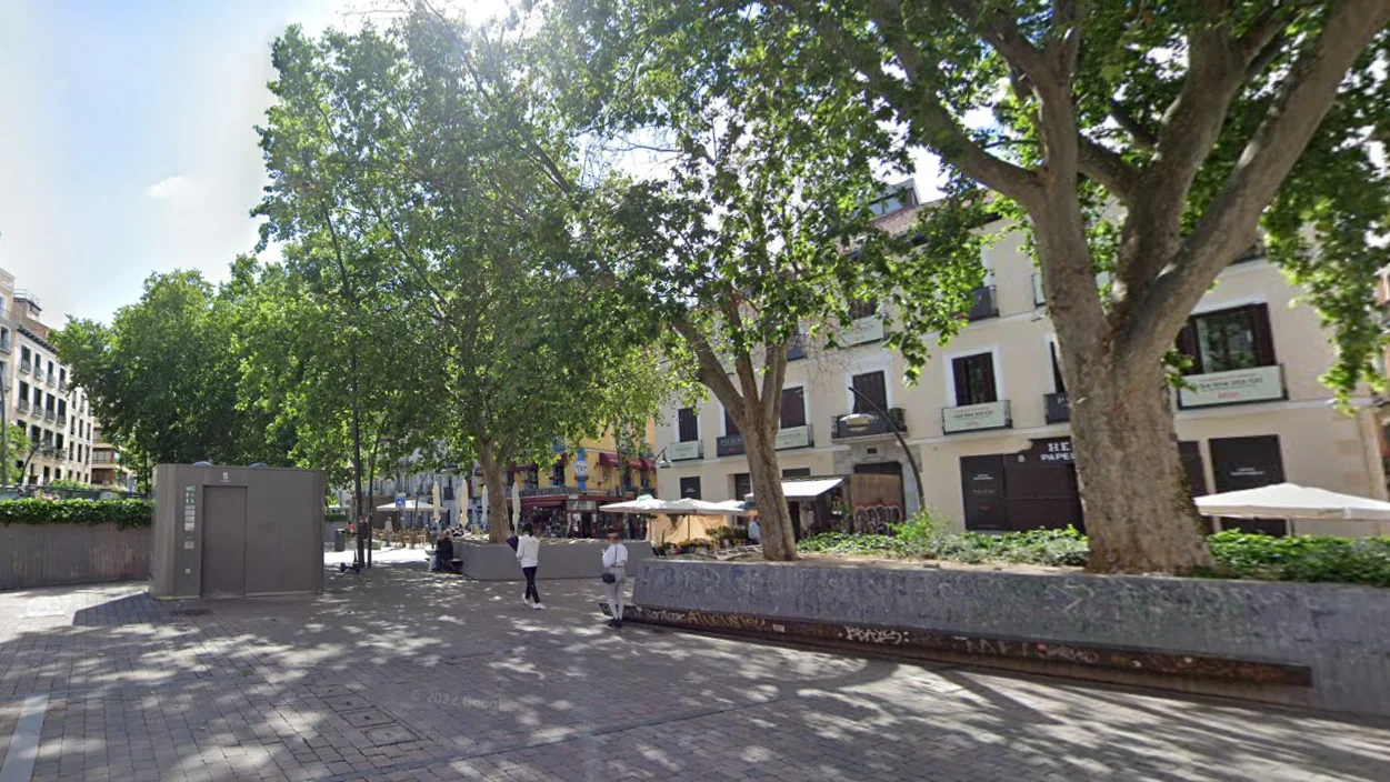 Plaza de Tirso de Molina en Madrid Plaza de Tirso de Molina en Madrid