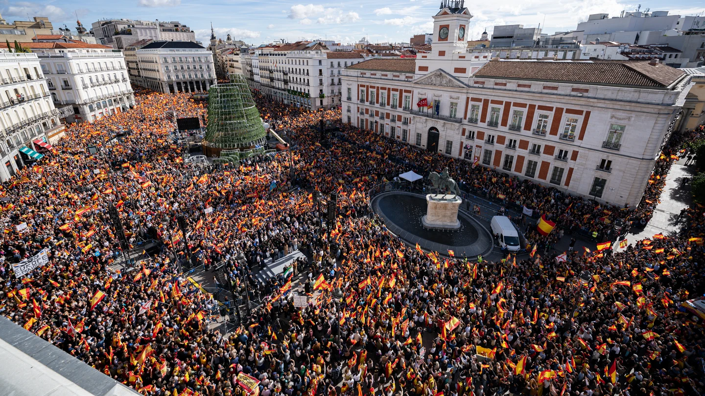 Movilización contra la amnistía en la Puerta del Sol Movilización contra la amnistía en la Puerta del Sol