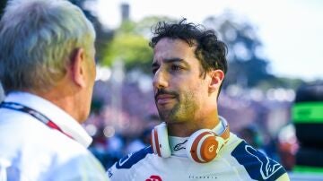 Daniel Ricciardo, con Helmut Marko