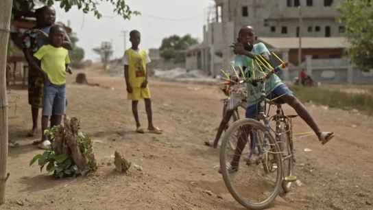 "A los niños no les dicen la verdad, se creen que van al cole": Jalis de la Serna destapa la explotación infantil en el negocio del cacao "A los niños no les dicen la verdad, se creen que van al cole": Jalis de la Serna destapa la explotación infantil en el negocio del cacao