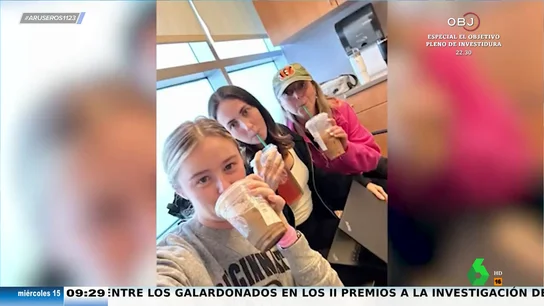 Así apoyan estos chicos a su amiga cada vez que va a una sesión de quimio: "Tener a la gente contigo lo hace más llevadero" Así apoyan estos chicos a su amiga cada vez que va a una sesión de quimio: "Tener a la gente contigo lo hace más llevadero"