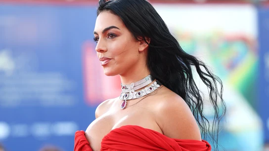 Georgina Rodríguez, en la alfombra roja de 'Enea', en el Festival de Venecia de 2023 Georgina Rodríguez, en la alfombra roja de 'Enea', en el Festival de Venecia de 2023