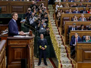 El líder del PP, Alberto Núñez Feijóo, interviene en el debate de investidura de Pedro Sánchez
