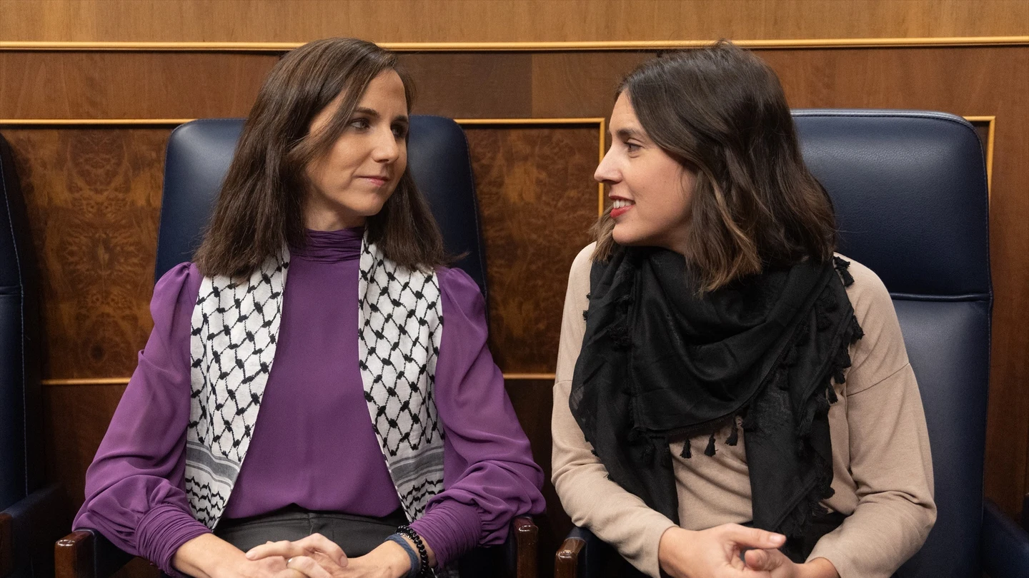 Las ministras en funciones Ione Belarra e Irene Montero en el Congreso de los diputados Las ministras en funciones Ione Belarra e Irene Montero en el Congreso de los diputados