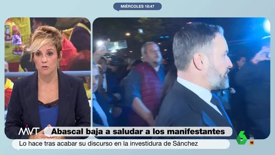 Cristina Pardo, al ver a Vox alentar a los manifestantes en el Congreso "Un grupo parlamentario no puede abandonar el Congreso en el que puede responder e incluso insultar al PSOE, para irse a manifestar a su sede", comenta Elisa Beni tras la salida de Vox del debate de investidura para reunirse con los manifestantes.