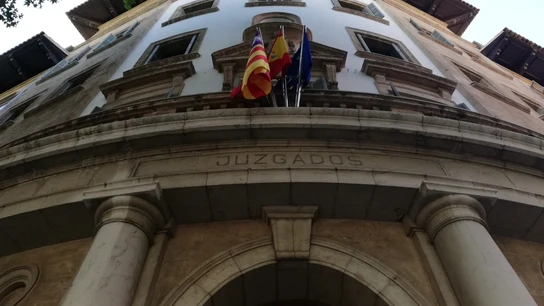 Imagen de archivo del edificio de los Juzgados de Palma. Imagen de archivo del edificio de los Juzgados de Palma.